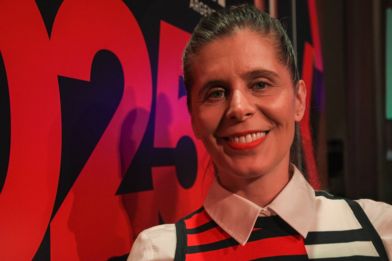 ORO Premios Popai Vidrierismo y Escenografía de Impacto Única. Marcela Seggiaro. Claro.